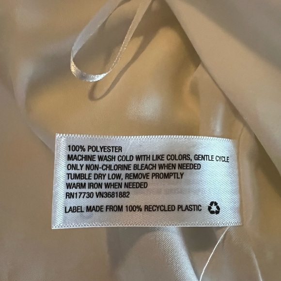 LILY PULITZER FOR TARGET YELLOW AND WHITE SLEEVELESS PULLOVER TOP SIZE SMALL - Picture 3 of 10